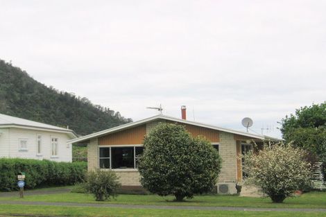 Photo of property in 17 Carlyle Street, Te Aroha, 3320