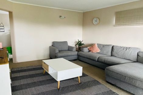 Photo of property in 2/7 Lynngate Place, Hillcrest, Auckland, 0627