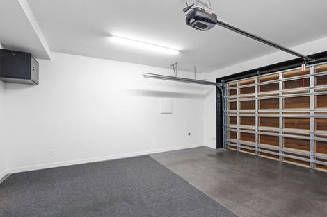 Photo of property in 93 Holly Road, St Albans, Christchurch, 8014