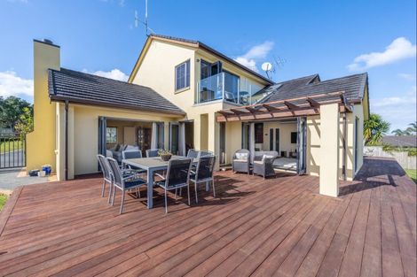 Photo of property in 49 Westerham Drive, Dannemora, Auckland, 2016