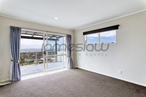 Photo of property in 25a Brightside Road, Stanmore Bay, Whangaparaoa, 0932