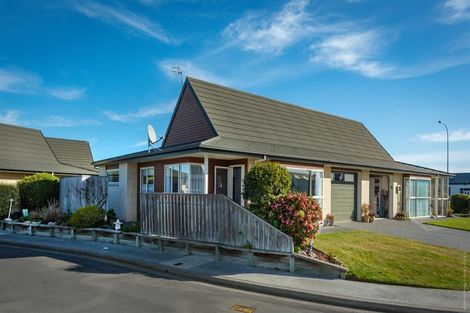 Photo of property in Rivertown Villas, 150 Williams Street, Kaiapoi, 7630