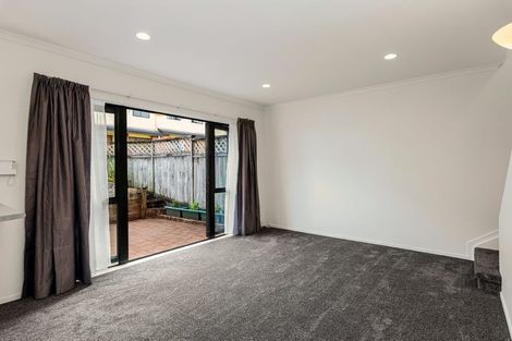 Photo of property in 17/2 Arawa Street, New Lynn, Auckland, 0600