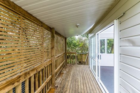 Photo of property in 8 Karepo Crescent, Ranui, Auckland, 0612