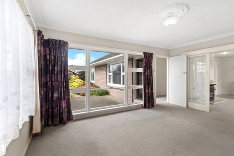 Photo of property in 4 Dunstan Crescent, Hornby, Christchurch, 8042