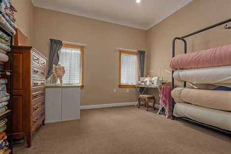 Photo of property in 298 Ruahine Street, Terrace End, Palmerston North, 4410