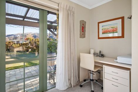 Photo of property in 92 Hazlett Street, Clyde, 9330