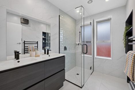 Photo of property in 40 Oakley Crescent, Hornby, Christchurch, 8042