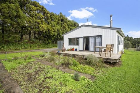 Photo of property in 465 Pinnacle Hill Road, Bombay, 2675