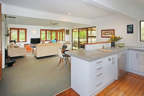 Photo of property in 214 Glenbrook Beach Road, Glenbrook, Waiuku, 2681