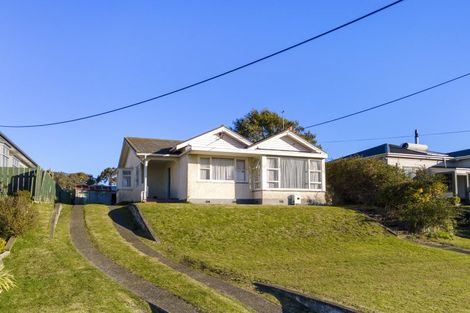 Photo of property in 27 Kawatiri Avenue, Gonville, Whanganui, 4501