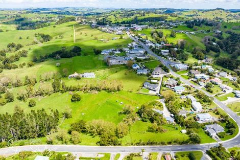 Photo of property in 9 Bickerstaffe Road, Maungaturoto, 0520