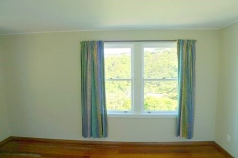 Photo of property in 21 Montgomery Avenue, Karori, Wellington, 6012