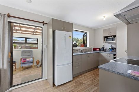 Photo of property in 36 Riverbank Street, Ebdentown, Upper Hutt, 5018