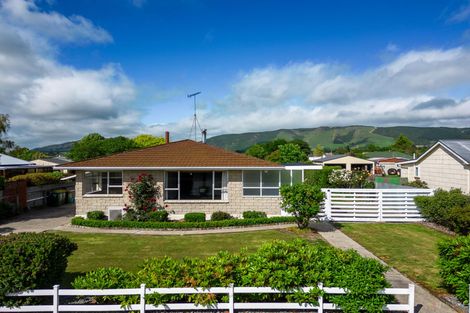 Photo of property in 11 Coronation Street, Waimate, 7924