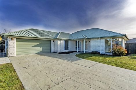 Photo of property in 32 Broadhaven Avenue, Parklands, Christchurch, 8083