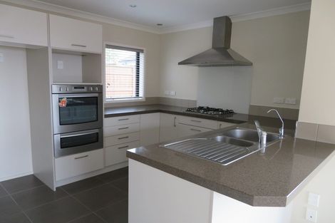 Photo of property in 26 Galbraith Greens, Silverdale, 0932