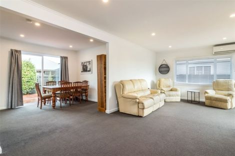 Photo of property in 1/270 Grahams Road, Bishopdale, Christchurch, 8053