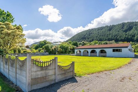 Photo of property in 62 Hinemoa Street, Paraparaumu, 5032