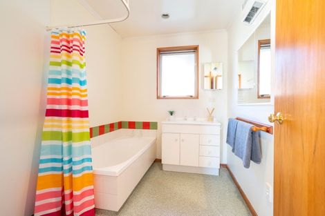 Photo of property in 44 Burgess Street, Green Island, Dunedin, 9018