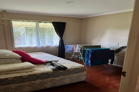 Photo of property in 16 Oakleigh Avenue, Takanini, 2112