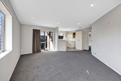 Photo of property in 2/59 Wallath Road, Westown, New Plymouth, 4310