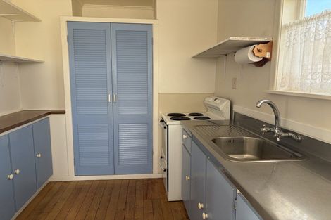 Photo of property in 5 Raleigh Street, Vogeltown, New Plymouth, 4310