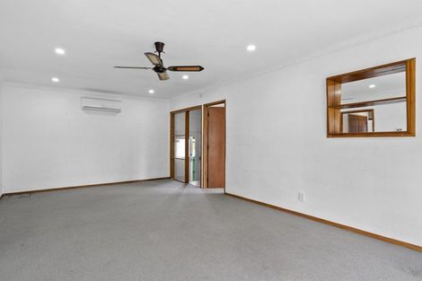 Photo of property in 1/215 Shirley Road, Papatoetoe, Auckland, 2025
