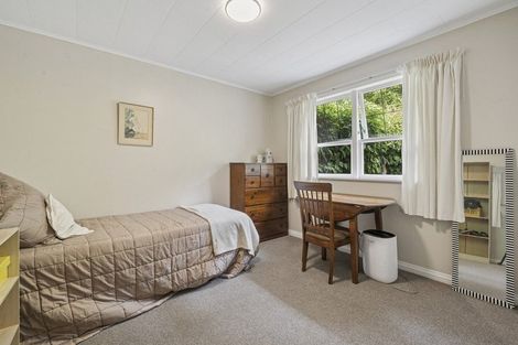 Photo of property in 71 Nimmo Avenue East, Waikanae, 5036