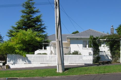 Photo of property in 24 Connell Street, Blockhouse Bay, Auckland, 0600