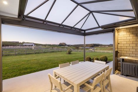 Photo of property in 10 Betty May Drive, Pyes Pa, Tauranga, 3173