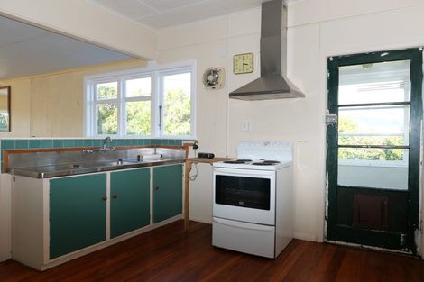 Photo of property in 4 Mckay Street, Paraparaumu Beach, Paraparaumu, 5032
