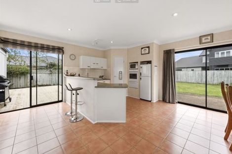 Photo of property in 3 Roderick Place, Rototuna, Hamilton, 3210