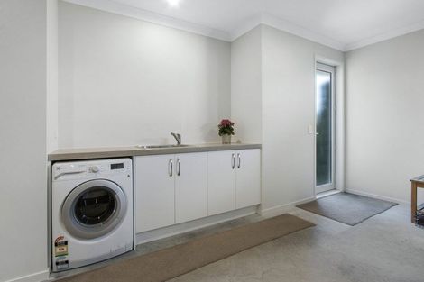 Photo of property in 9 Wairere Rise, Omokoroa, 3114