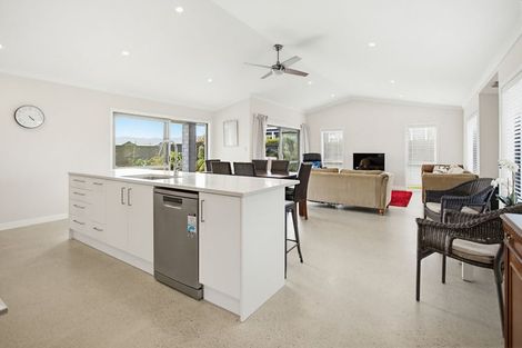 Photo of property in 89 Kupe Drive, Whitianga, 3510