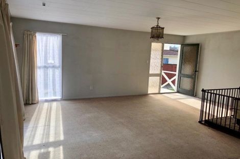 Photo of property in 44 Larchmont Grove, Totara Park, Upper Hutt, 5018