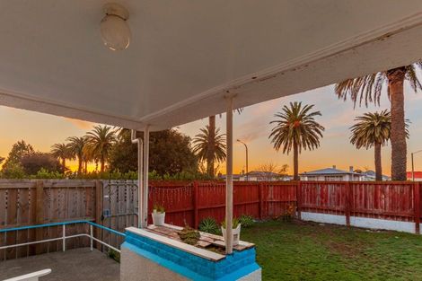 Photo of property in 1/165 Kennedy Road, Marewa, Napier, 4110