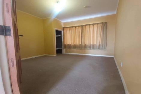 Photo of property in 12 Rowe Place, Burwood, Christchurch, 8061