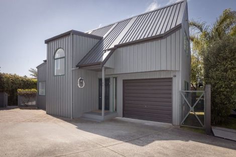 Photo of property in 3a Allison Avenue, Mount Maunganui, 3116
