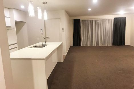 Photo of property in 386 Ormiston Road, Flat Bush, Auckland, 2019