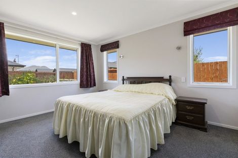 Photo of property in 15 Kamaka Street, Wharewaka, Taupo, 3330