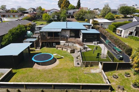 Photo of property in 28 Cullen Crescent, Tokoroa, 3420