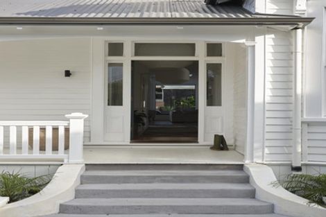 Photo of property in 50 Sarsfield Street, Herne Bay, Auckland, 1011