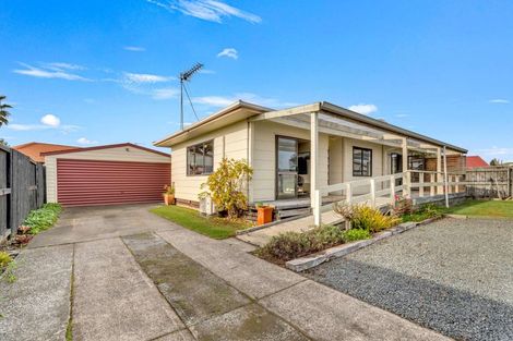 Photo of property in 8a Novelle Grove, Papamoa Beach, Papamoa, 3118