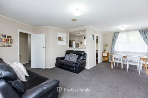 Photo of property in 26 Oregon Drive, Maoribank, Upper Hutt, 5018