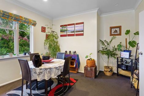 Photo of property in 38 Kirk Street, Otaki, 5512