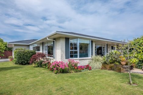 Photo of property in 22 Awanui Drive, Waikanae, 5036