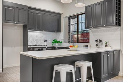 Photo of property in 1 Barrique Road, Kumeu, 0810