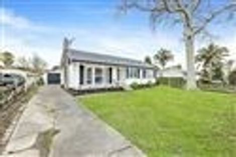 Photo of property in 8 Cargill Street, Papakura, 2110