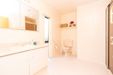 Photo of property in 61 Grosvenor Gardens, Flagstaff, Hamilton, 3210